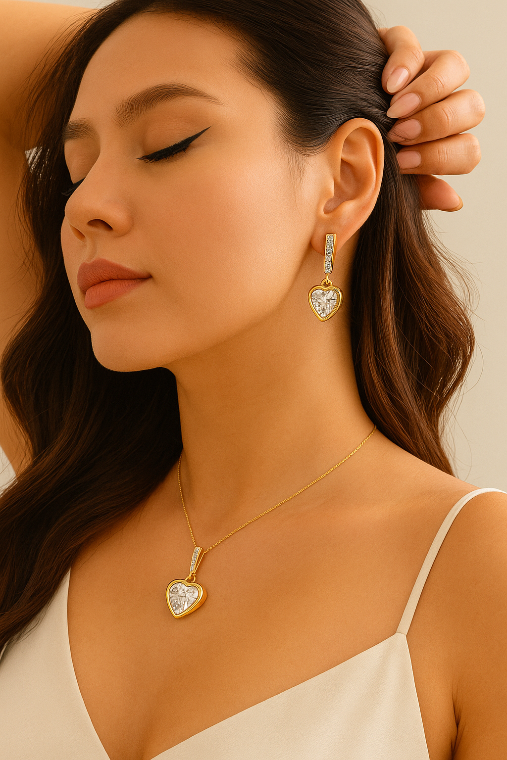 Colar Feminino Com Brinco Coração E Pedra Luxo