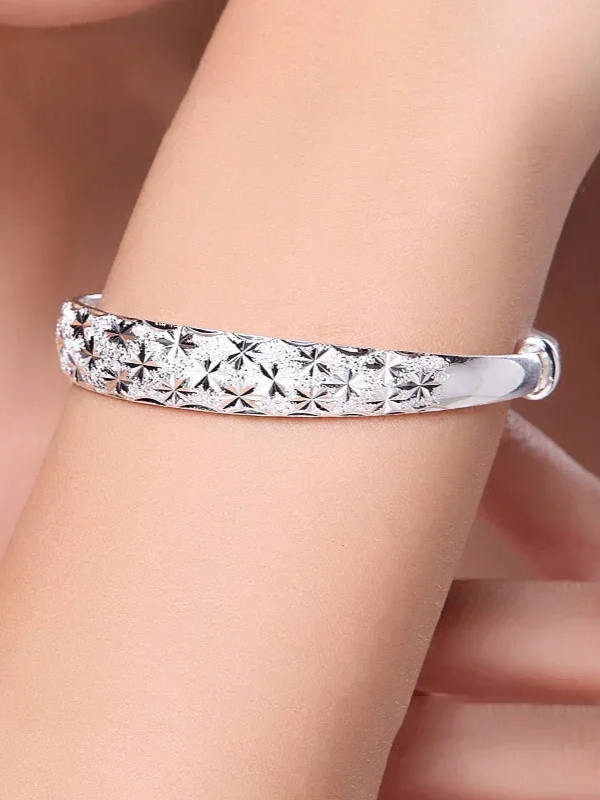 Pulseira Bracelete Feminina Estrelas Texturizada