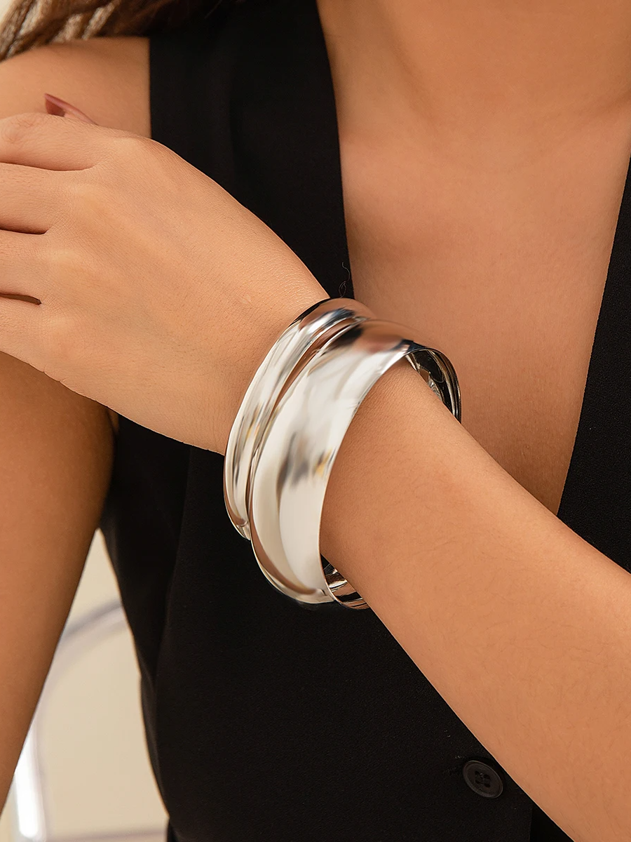 Pulseira Feminina Bracelete Largo Minimalista Elegante